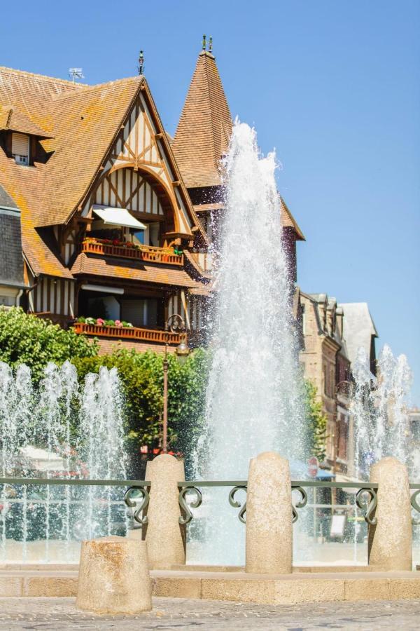 Castel Saint Clair - Trois Pieces - Deauville Centre المظهر الخارجي الصورة